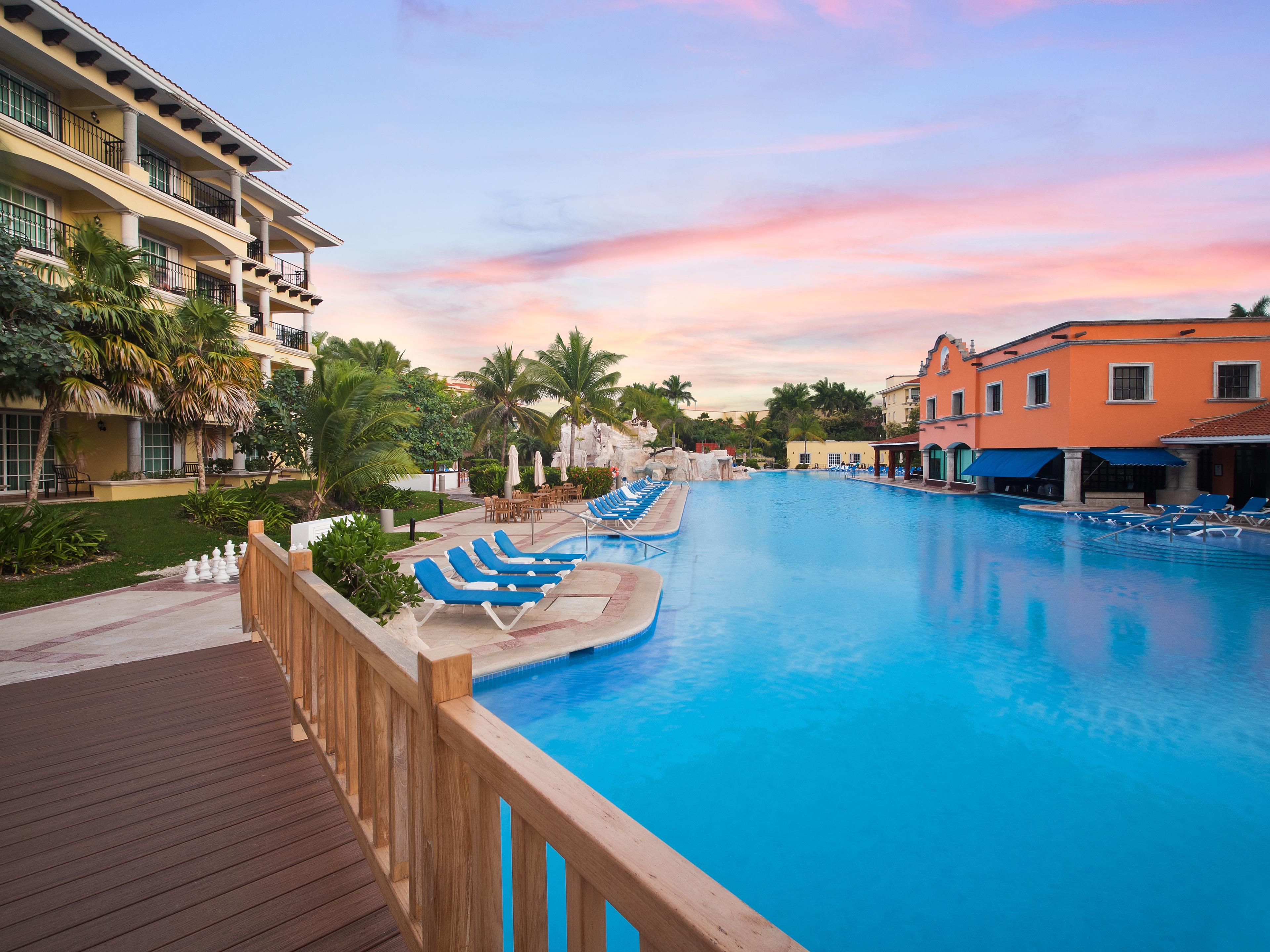 Hotel Marina El Cid Spa & Beach Resort Puerto Morelos Exterior photo